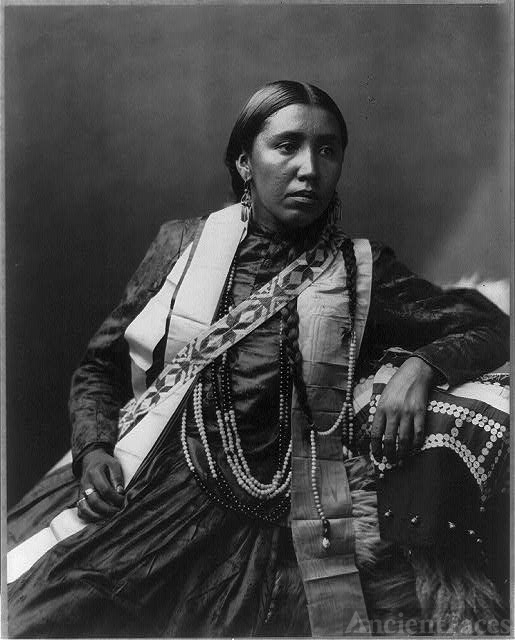 Sioux Indians: Susan Frost