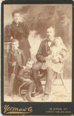 Unknown Cason family photograph