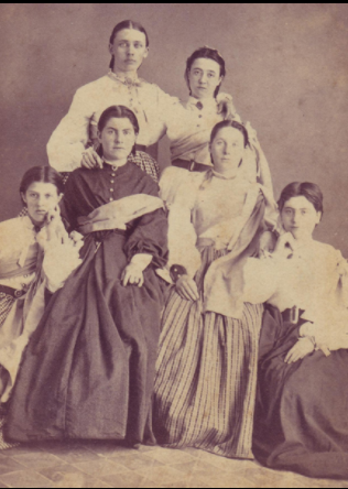 Is this a photo of Letitia McKee and her five daughters?