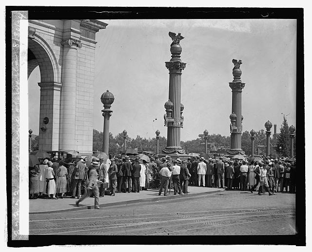 Waiting at Union Station to see Prince of Wales, 8/30/24