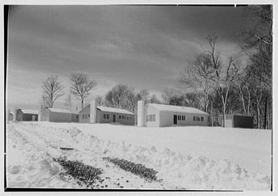 Syosset Gardens, Syosset, Long Island, New York. Harmon...