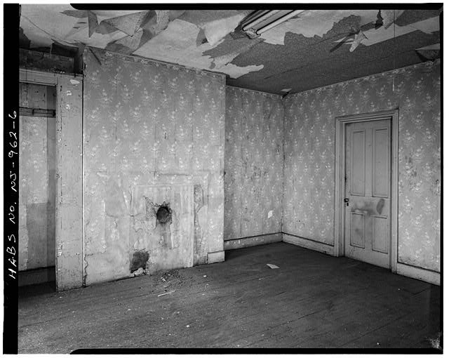 6. Interior, third floor front of 8 East State Street...