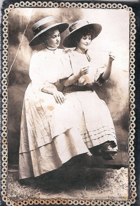 Annie (Jacobs) Doss