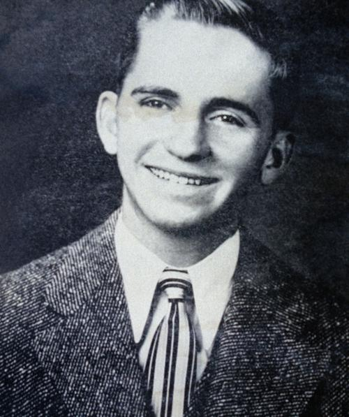 Ross Perot, 1949