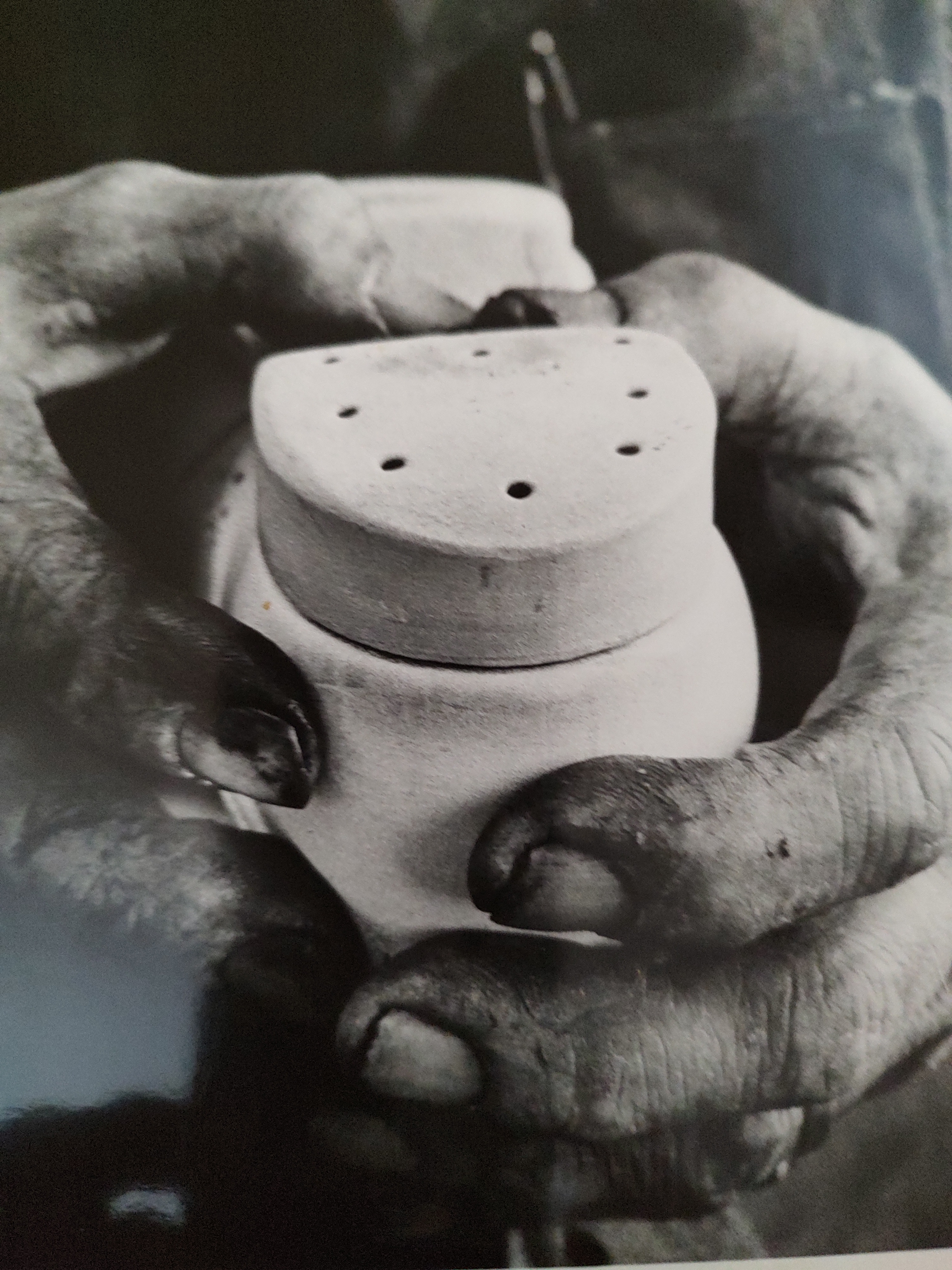 Grandpas hands at work