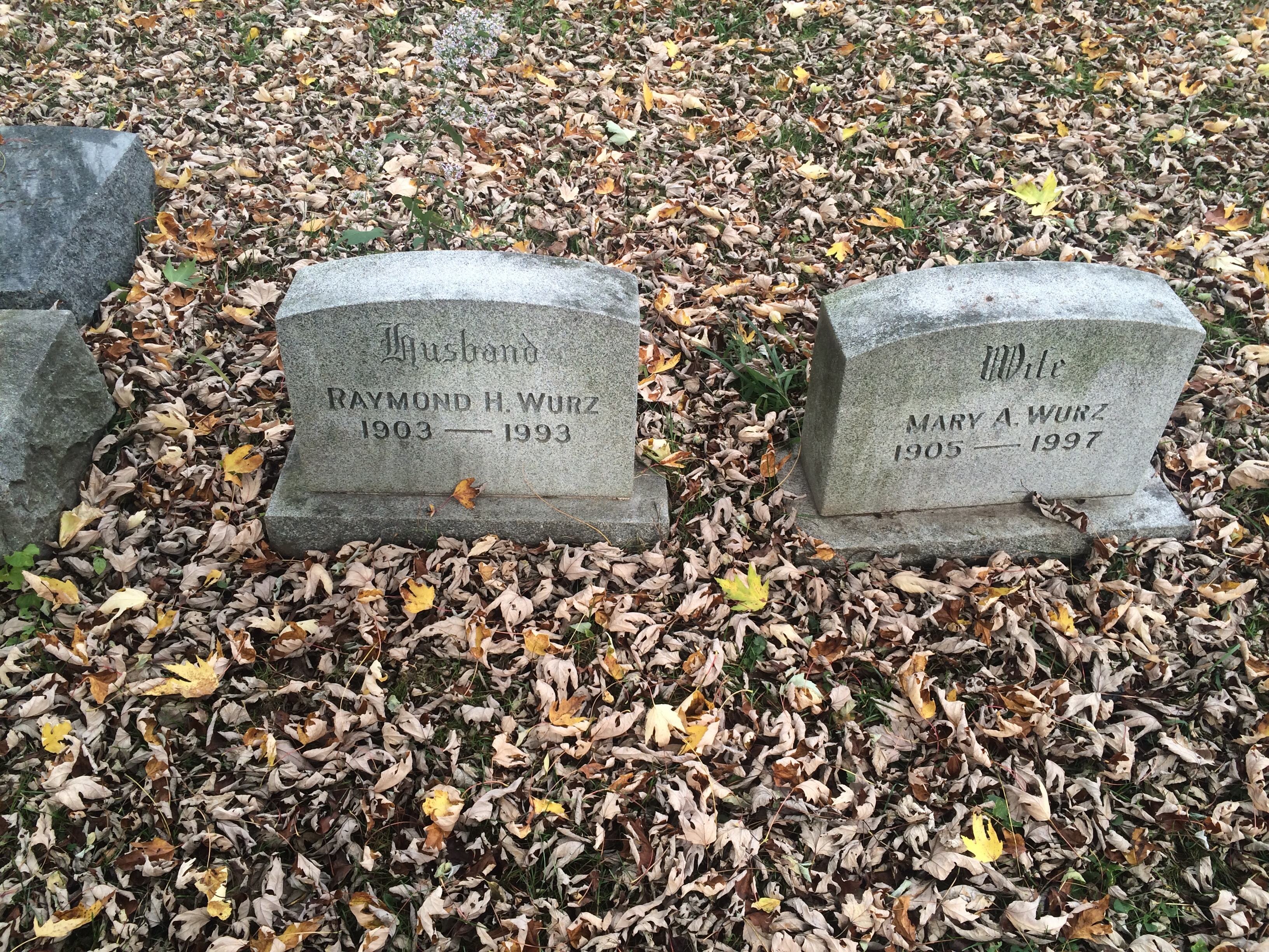 Raymond & Mary Wurz gravesite