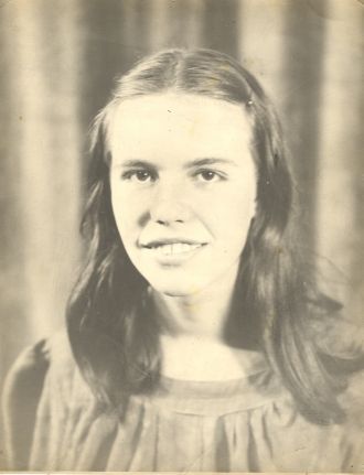 Dorothy L Olsen
