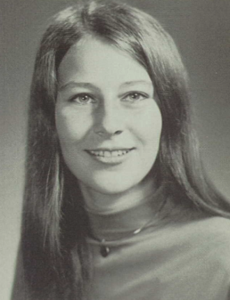 Debra Lynn Weymouth 1971 Yearbook photo 