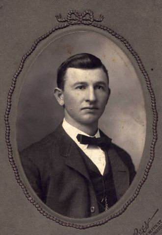 Charles Chester Giering