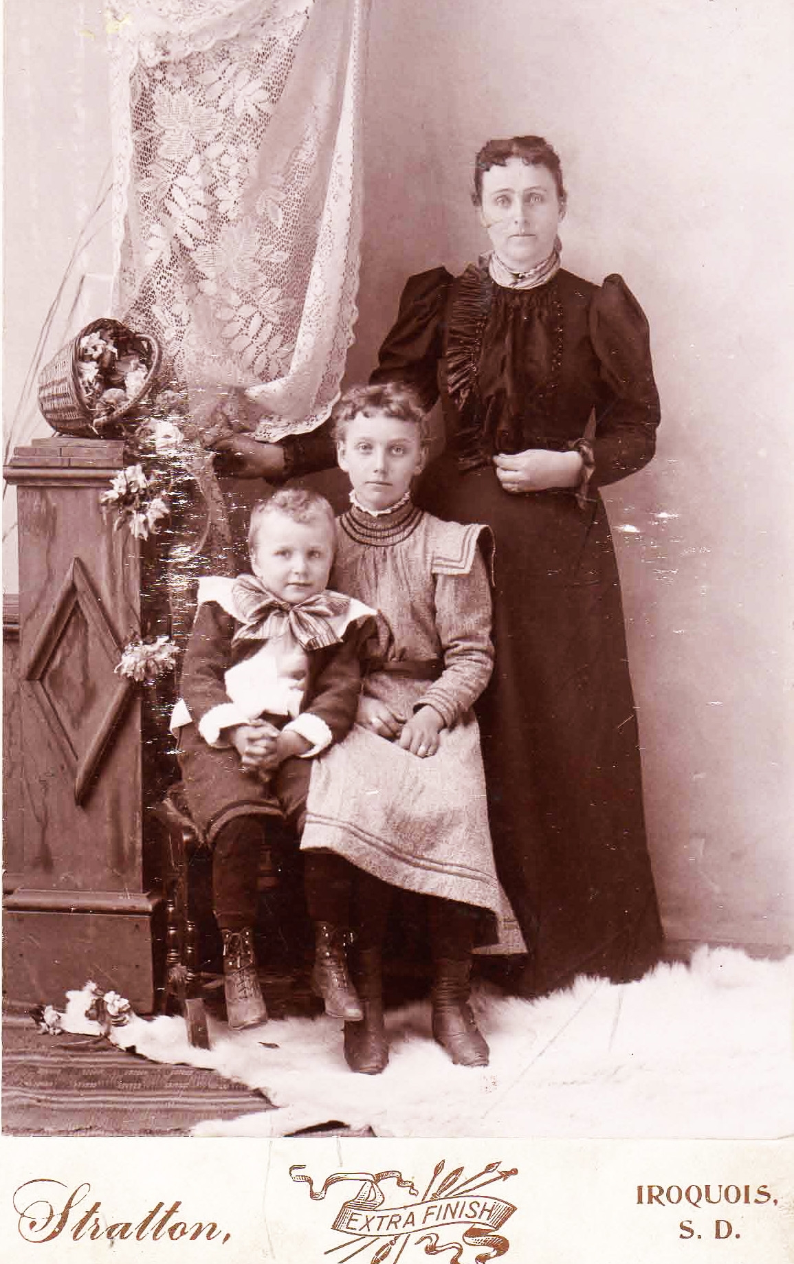 Mary, Julia & Horace Curtis, Iroquois, SD