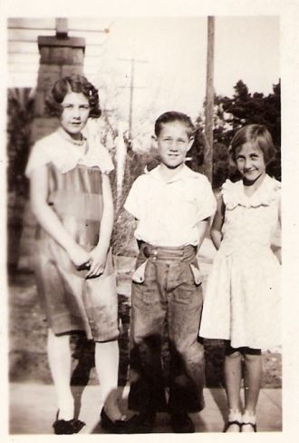 Bernice, Thomas, and Irene Doble, Utah 1930