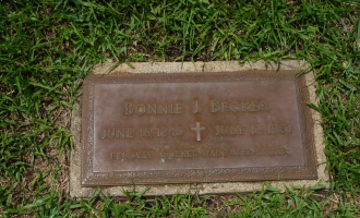Bonnie J Williams Becker Gravesite