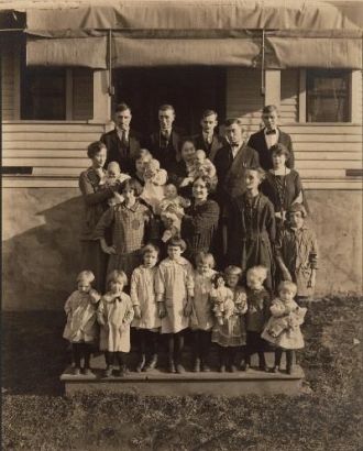 Lee Family 1925