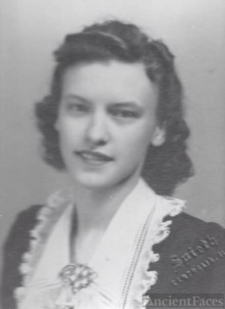 Lois June Sitton
