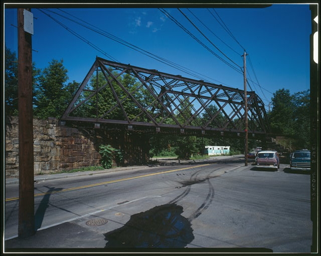 GENERAL VIEW OF THE BRIDGE FROM LINDEN STREET - Central...