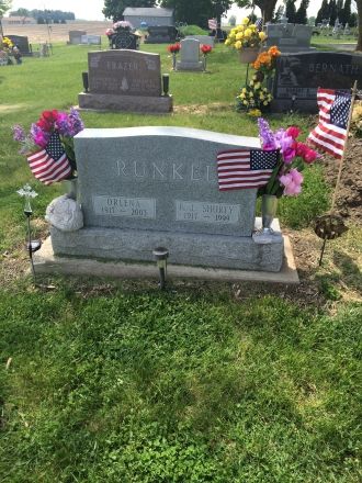 Orlena & R. J. Runkel gravesite