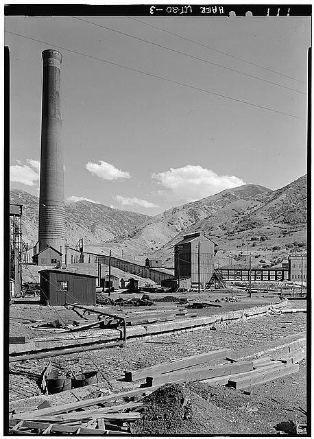 3. August 1972. STACK AND MISCELLANEOUS BUILDINGS AND...