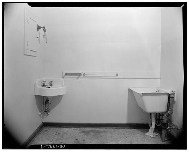 9. SECOND FLOOR WASHROOM - Chemawa Indian School, Hawley...