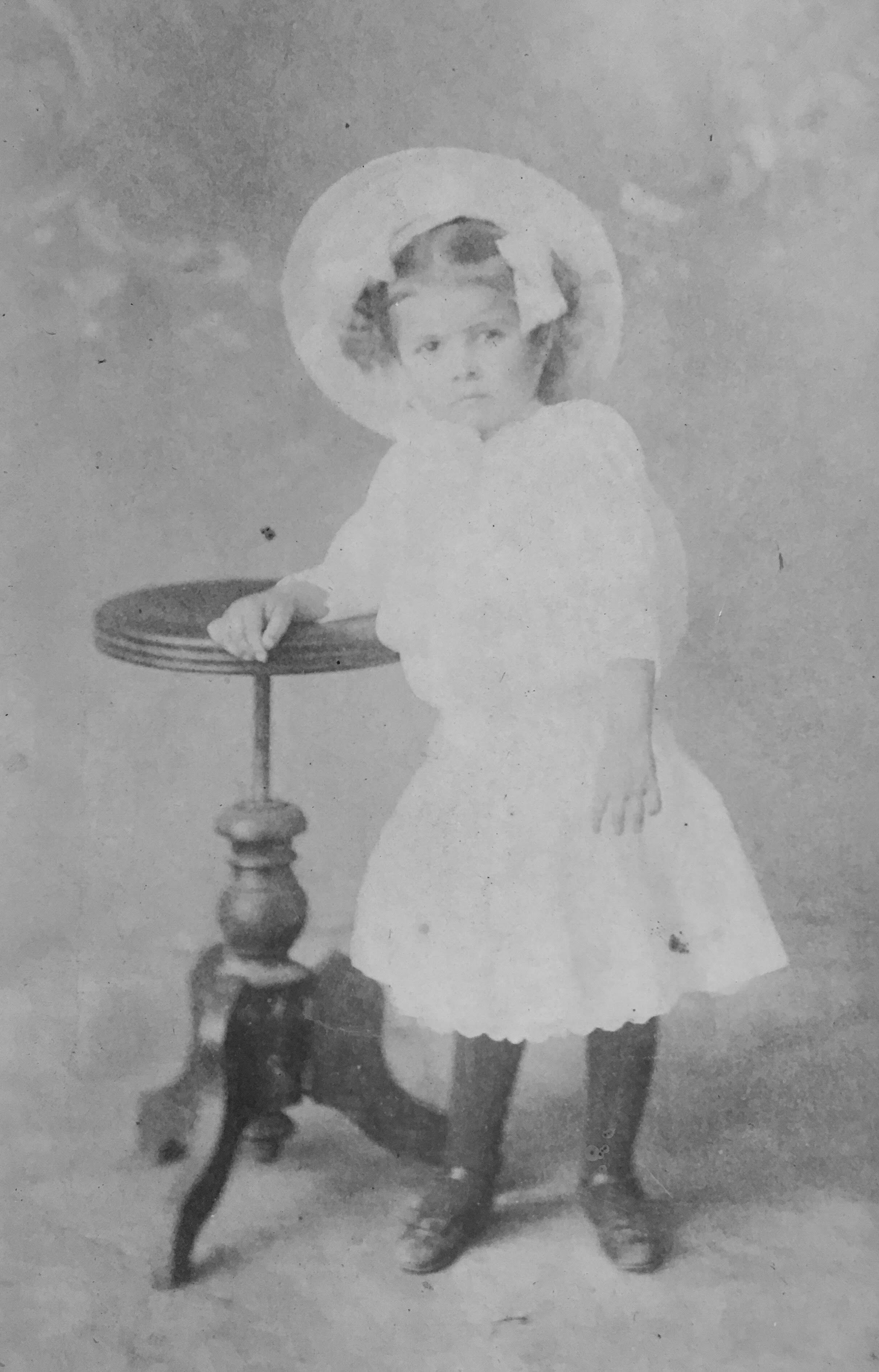 Unknown Fancy Girl