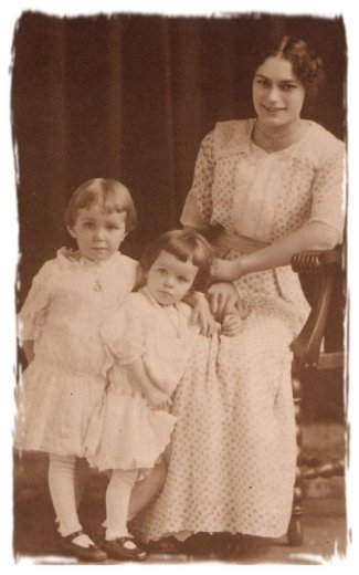 Eastland - Edna & Mildred McCrory