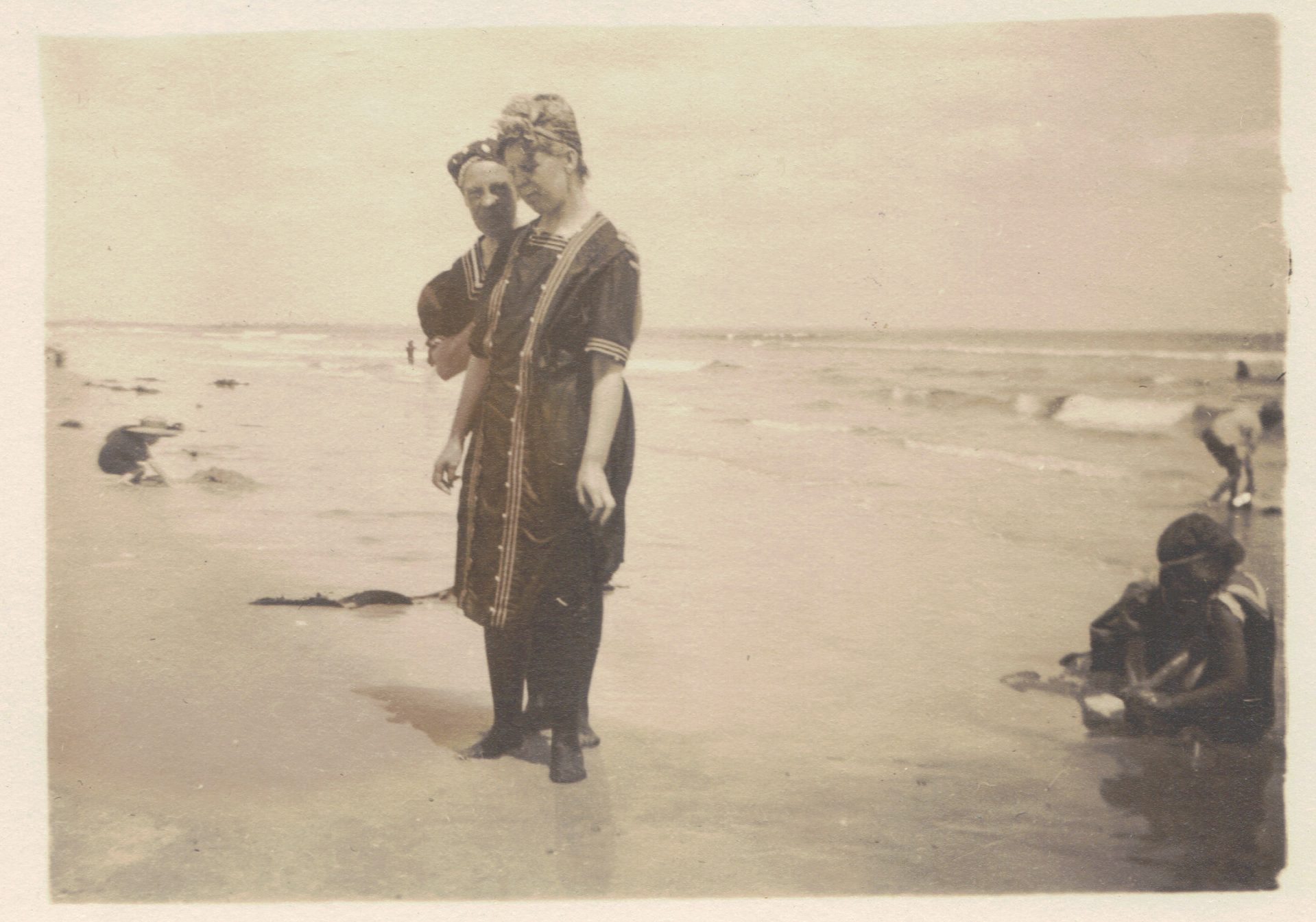 Sea Bathing "Jessie" Jeanette Hunter Choate (1871 - 1941)