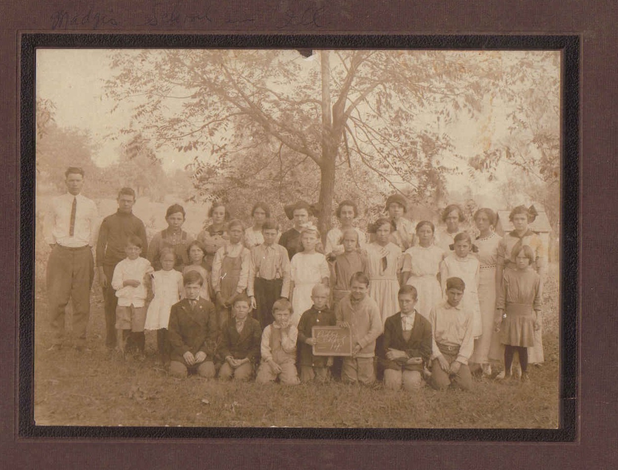 Petty School in Illinois 1914