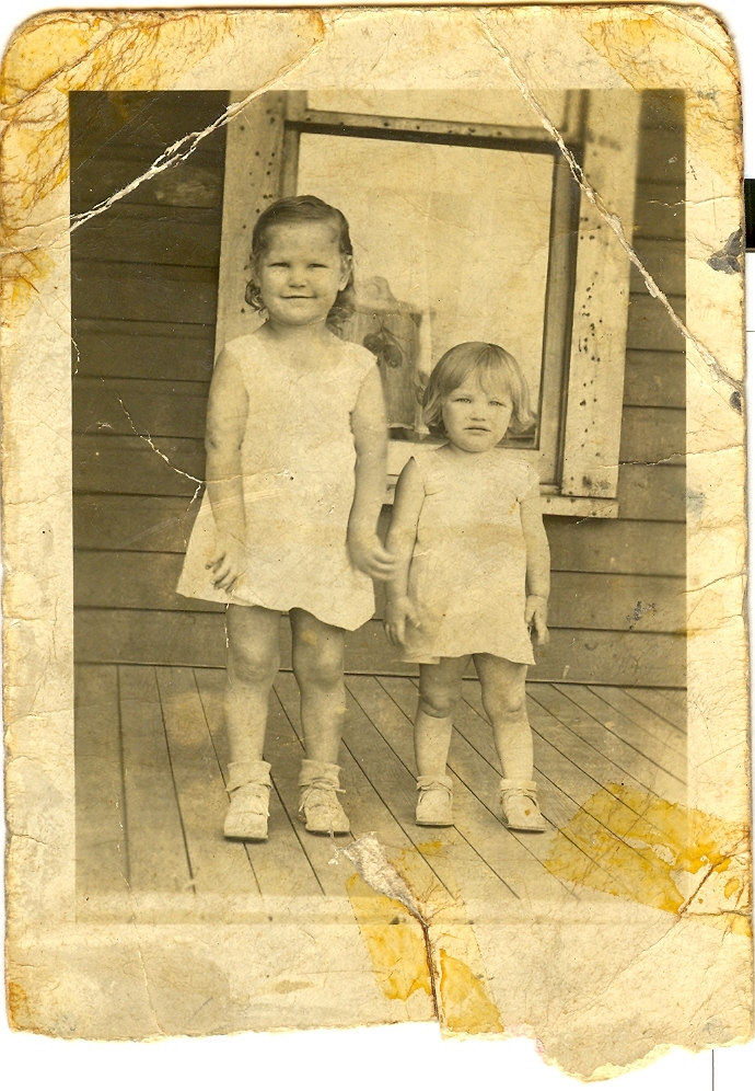 Evelyn White & Verdia Jackson, Tennessee 1936