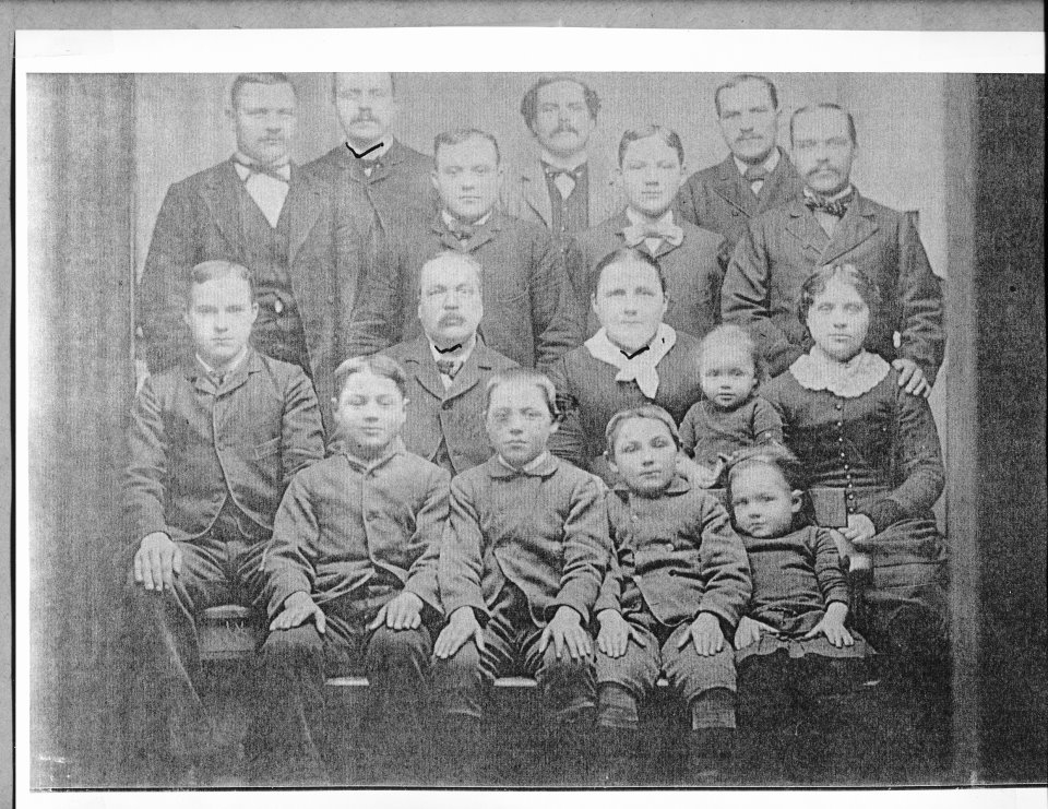 Joseph Felix Comeau & family, 1883