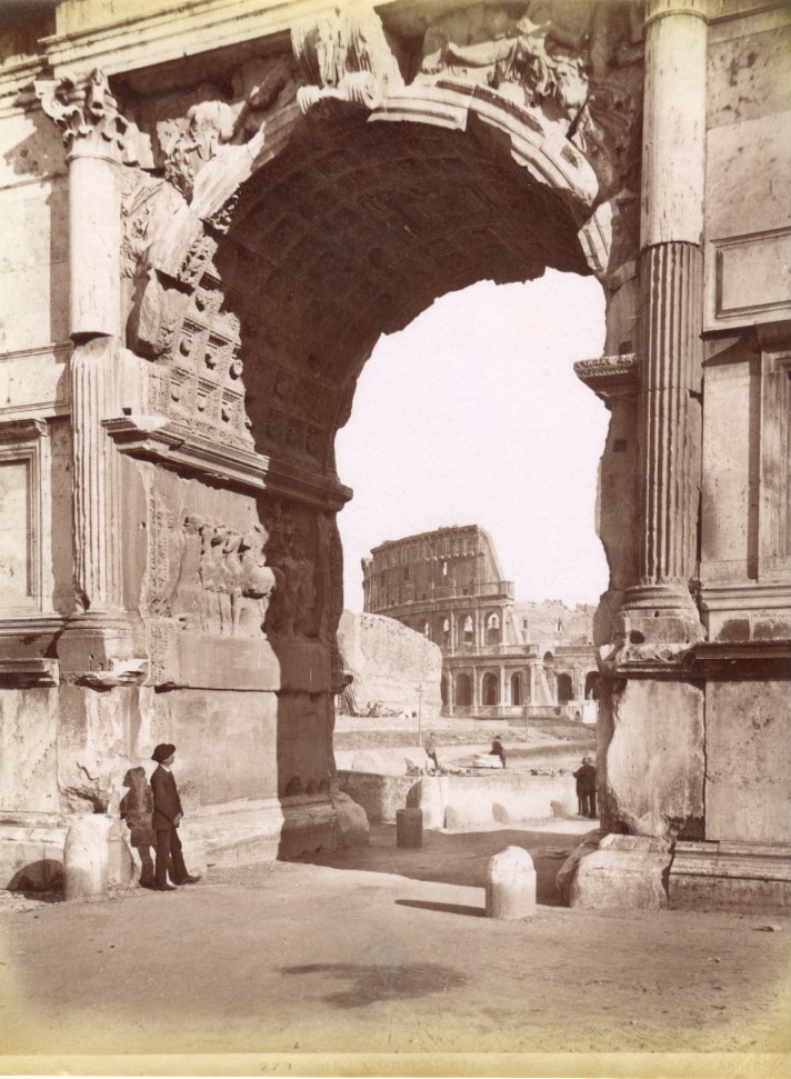 Roman Columns - Roman Colosseum
