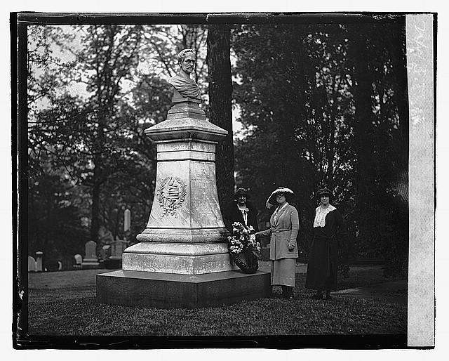 Memorial to John Howard Payne, author of Home Sweet Home