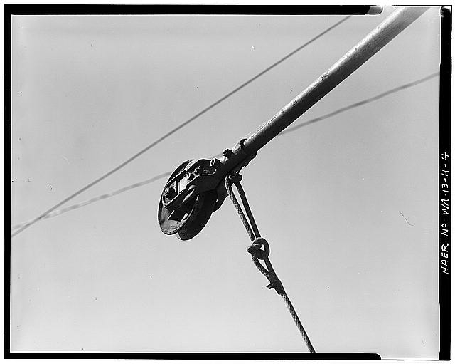 4. DETAIL OF TROLLEY POLE AND PICK-UP WHEEL - Yakima...