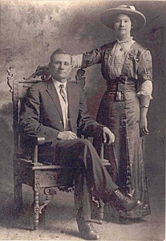 William  & Willie Mae (Poor) Roberts, 1914 Kentucky