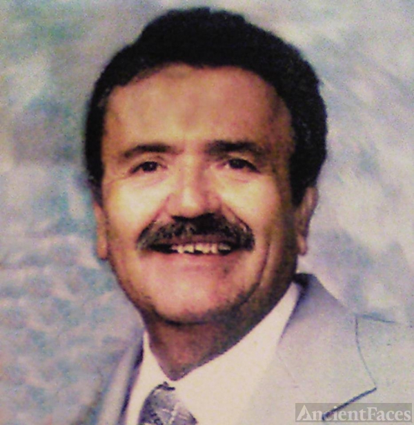 Viviano J Garcia