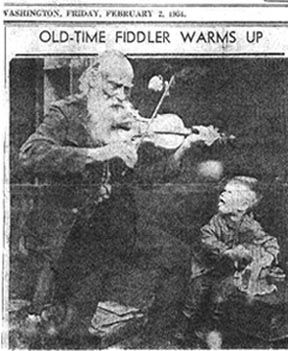 Old Fiddler warming up