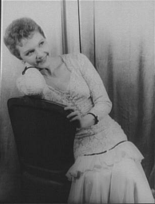 Mary Martin, Singer