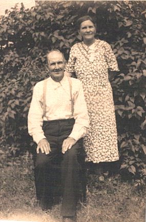 James E.Frank & Etta Nunn (Frank)