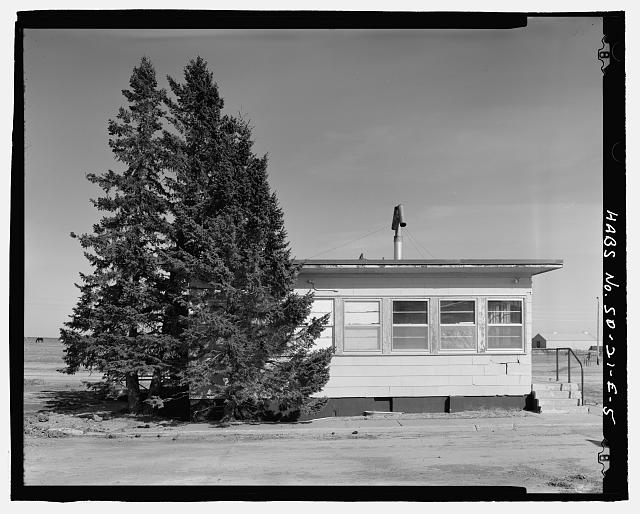 5. West elevation, view to east. - Ellsworth Air Force...