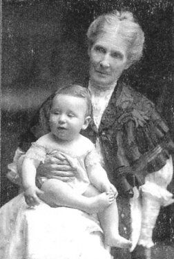 Addison Abbott & Grandma, Cynthia (Ague) Hoover