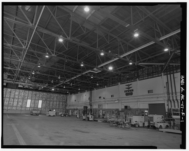 1. INTERIOR VIEW LOOKING NORTH - Kodiak Naval Operating...