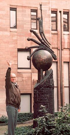Paul Heerbrant at another Brussels statute