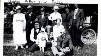 Arthur Linn Family