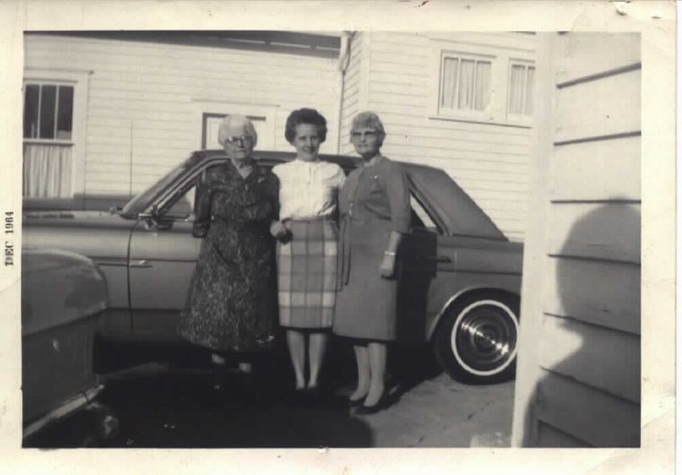 Kathryn & Fannie Swartz, Florence Fink, Ohio 1964