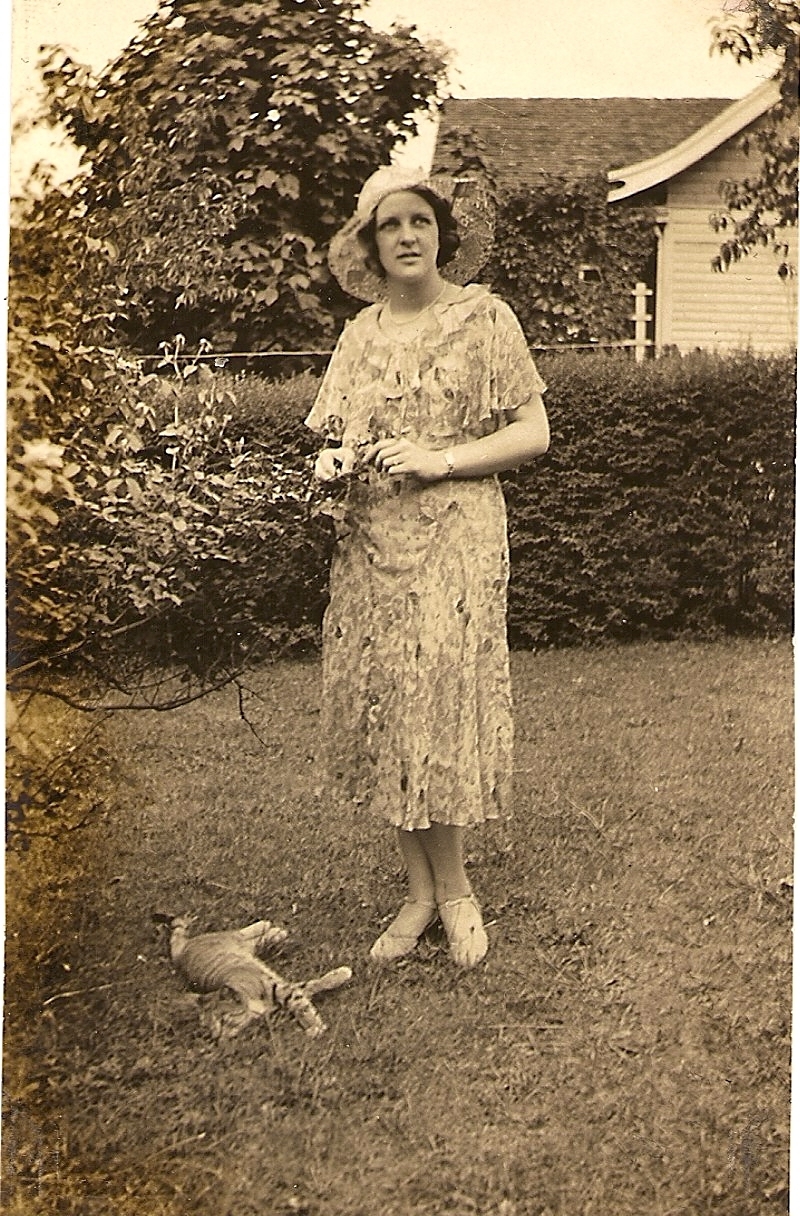 Lola Wooten, 1933