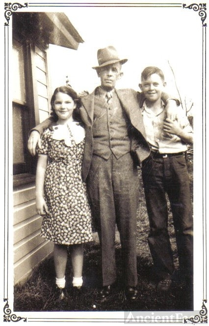 Dorothy, Marvin, and Robert Bryan, Sr.