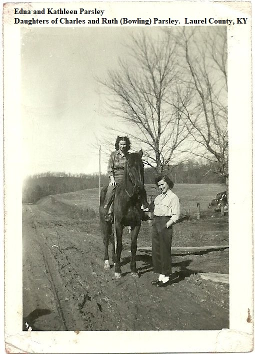 Edna and Kathleen Parsley in Laurel County, Kentucky