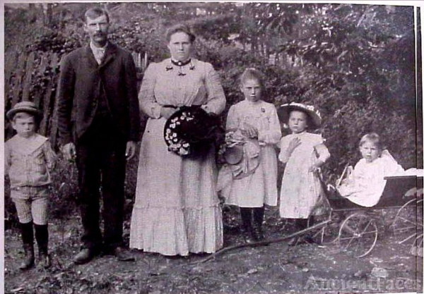Darius & Campsidel (Haines) Burns Family, Maryland