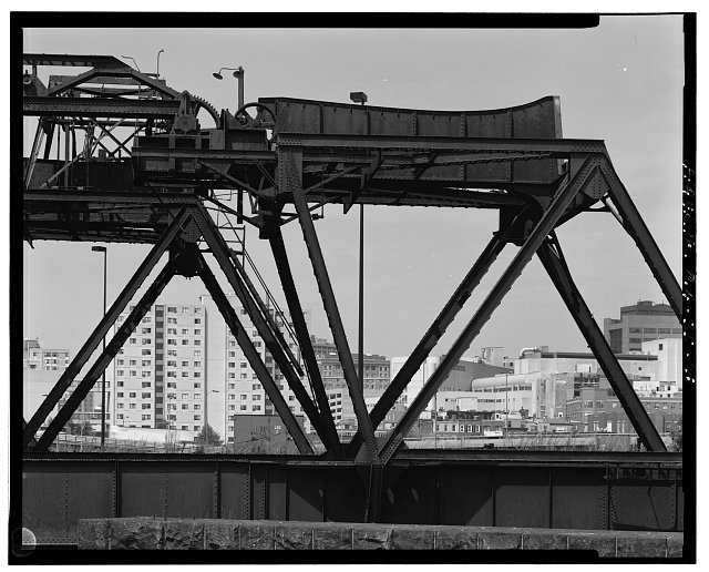 Detail showing (from left to right) end of operating...