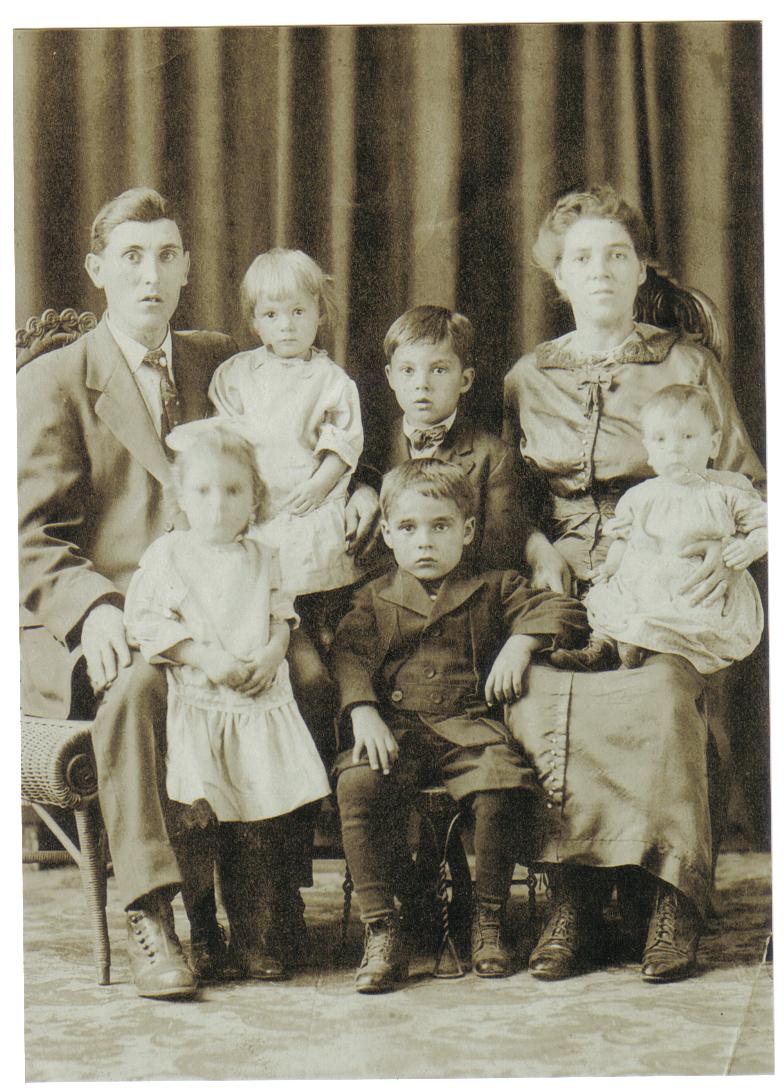 groulx Family Joseph and Zoe with children Alex, Leo,Rose Emma and baby John