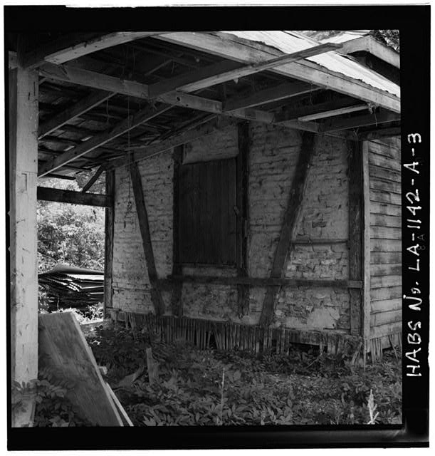 3. OBLIQUE VIEW OF NORTH ELEVATION WITH COVERED WALKWAY...