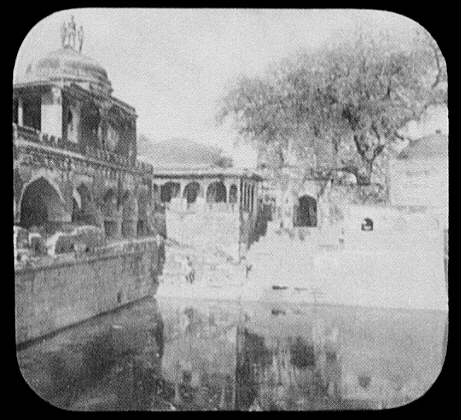 Delhi - Palace of the Moguls - pool built and blessed by...